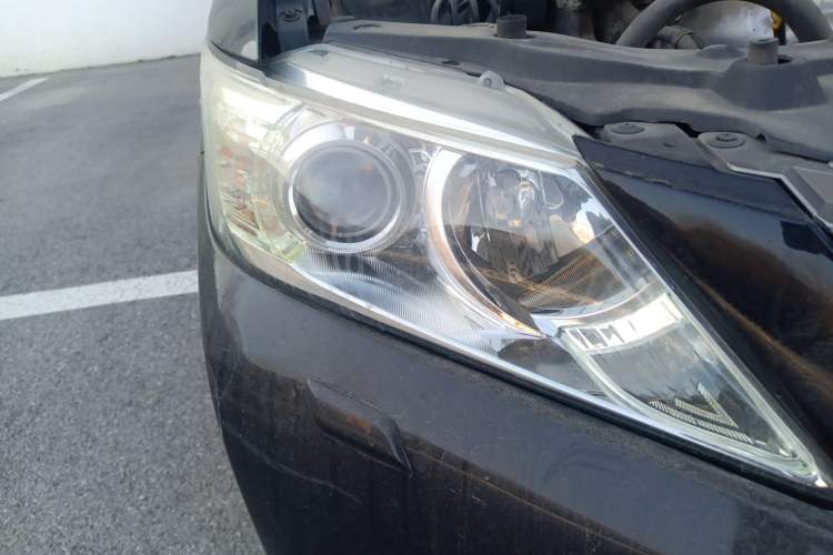 Used Toyota Camry 2012 2.5G Luxury Edition Right Front Headlight