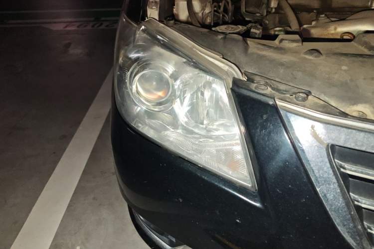 Used Toyota Camry 2012 200G Classic Luxury Edition Right Front Headlight