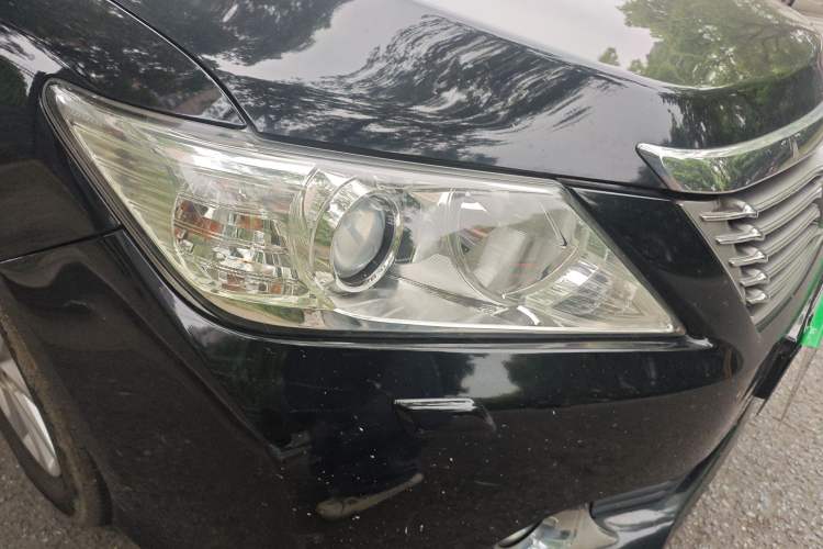 Used Toyota Camry 2012 2.5G Luxury Edition Right Front Headlight