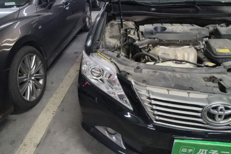 Used Toyota Camry 2012 2.5G Luxury Edition Right Front Headlight
