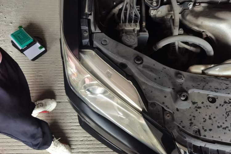 Used Toyota Camry 2012 Junrui 2.0S Radiant Edition Right Front Headlight