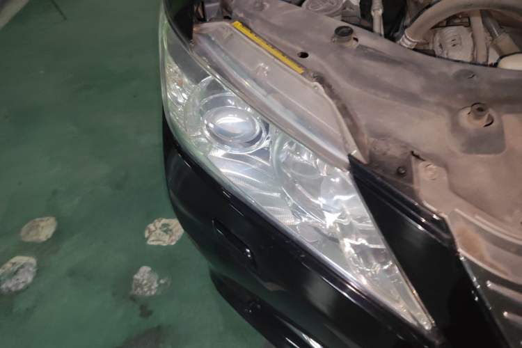 Used Toyota Camry 2012 2.5G Luxury Edition Right Front Headlight