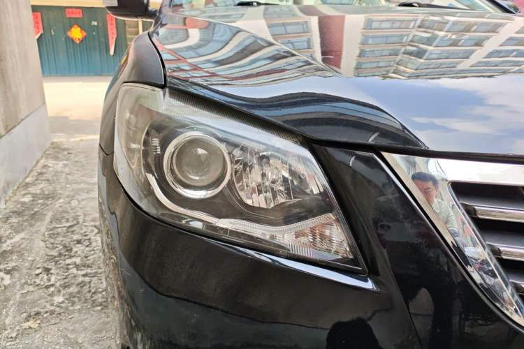 Used Toyota Camry 2012 200G Classic Luxury Edition Right Front Headlight
