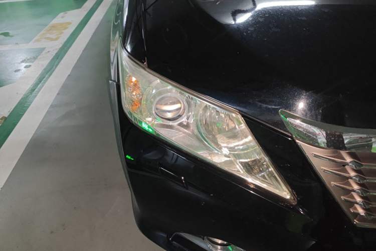 Used Toyota Camry 2012 2.5G Luxury Edition Right Front Headlight