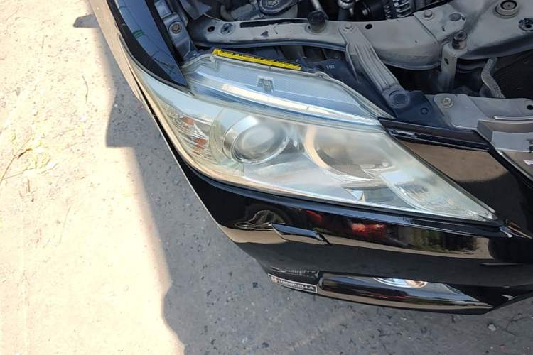 Used Toyota Camry 2012 2.5G Luxury Edition Right Front Headlight