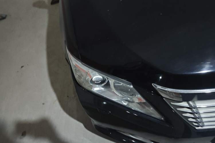 Used Toyota Camry 2012 2.5G Luxury Edition Right Front Headlight