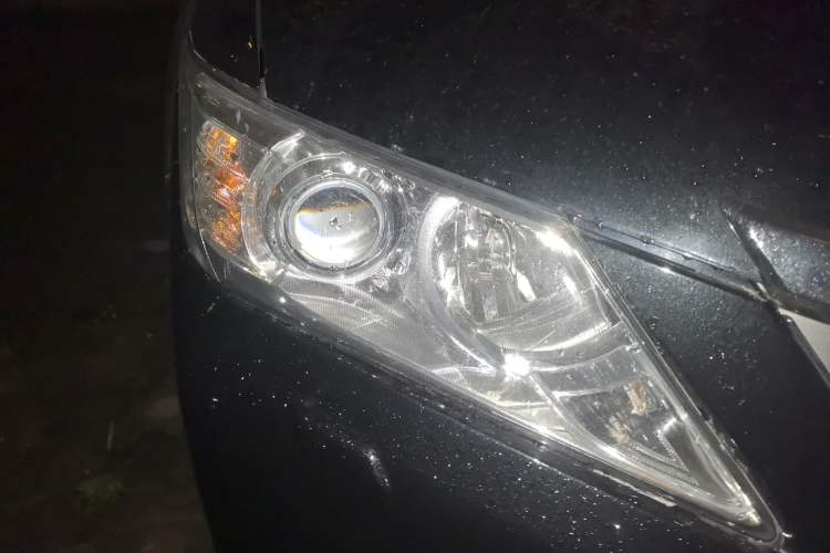 Used Toyota Camry 2012 2.5G Luxury Edition Right Front Headlight