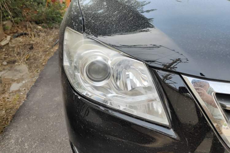 Used Toyota Camry 2012 200G Classic Luxury Edition Right Front Headlight
