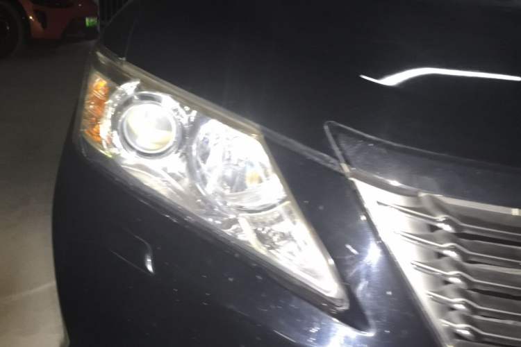 Used Toyota Camry 2012 2.5G Luxury Edition Right Front Headlight