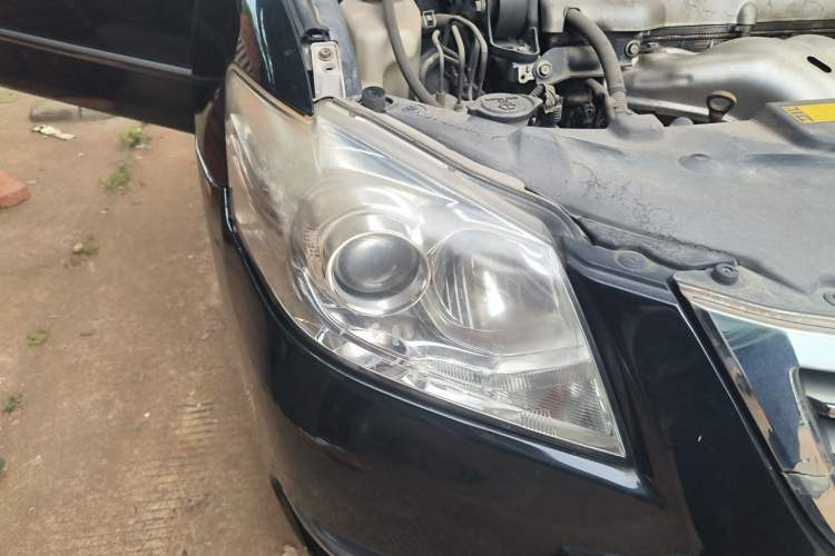Used Toyota Camry 2012 200G Classic Luxury Edition Right Front Headlight