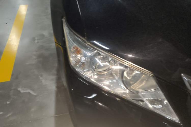 Used Toyota Camry 2012 2.5G Luxury Edition Right Front Headlight