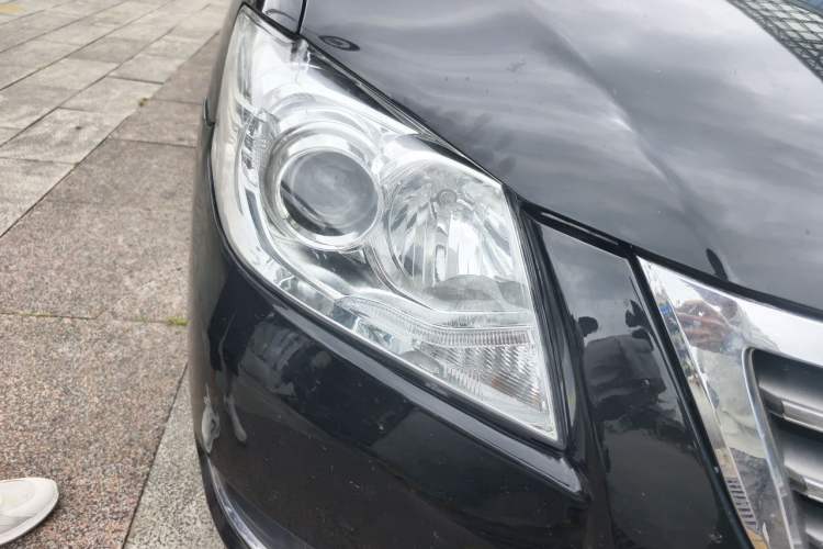 Used Toyota Camry 2012 200G Classic Luxury Edition Right Front Headlight