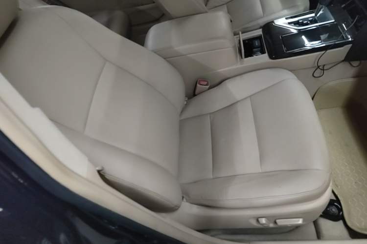 Used Toyota Camry 2012 Luxurious Edition 2.5HG Zunrui Right Front Seat