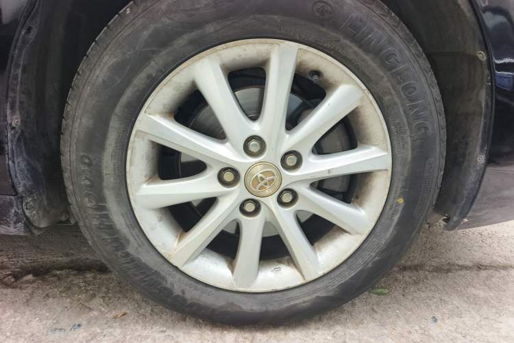 Used Toyota Camry 2012 200G Classic Luxury Edition Right Front Wheel Hub