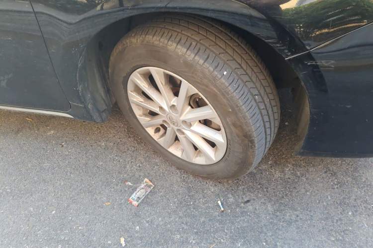 Used Toyota Camry 2012 2.5G Luxury Edition Right Front Wheel Hub