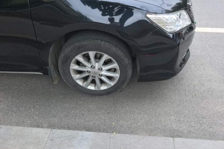 Used Toyota Camry 2012 2.5G Luxury Edition Right Front Wheel Hub