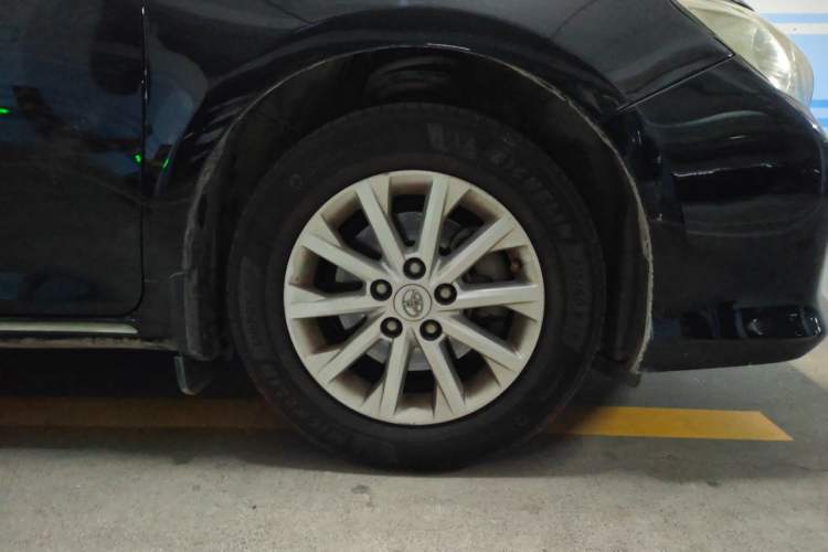 Used Toyota Camry 2012 2.5G Luxury Navigation Edition Right Front Wheel Hub