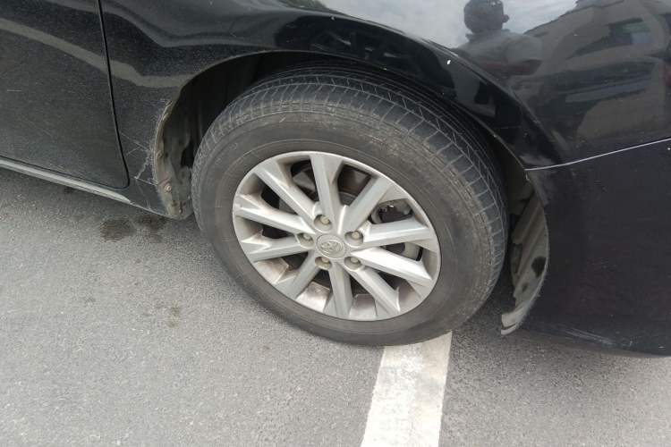 Used Toyota Camry 2012 2.0G Luxury Navigation Edition Right Front Wheel Hub
