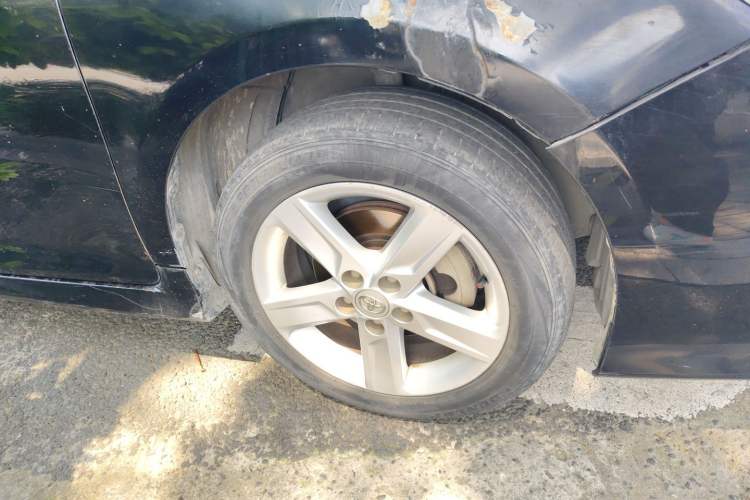 Used Toyota Camry 2012 Junrui 2.0S Radiant Edition Right Front Wheel Hub