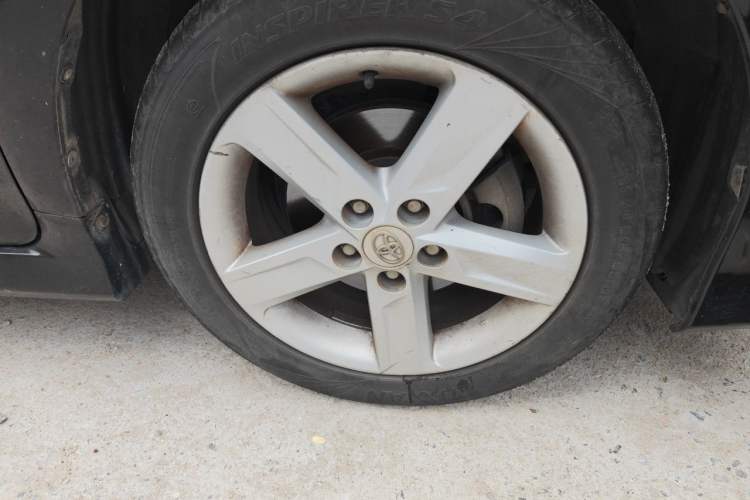 Used Toyota Camry 2012 Junrui 2.0S Radiant Edition Right Front Wheel Hub