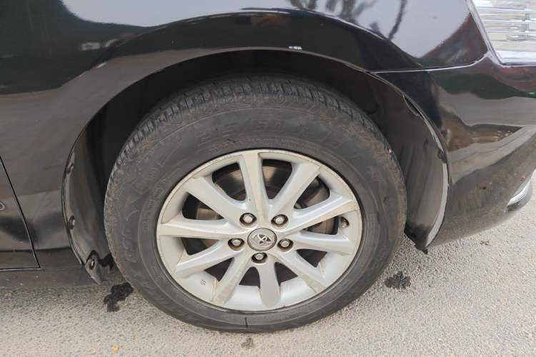 Used Toyota Camry 2012 200G Classic Luxury Edition Right Front Wheel Hub
