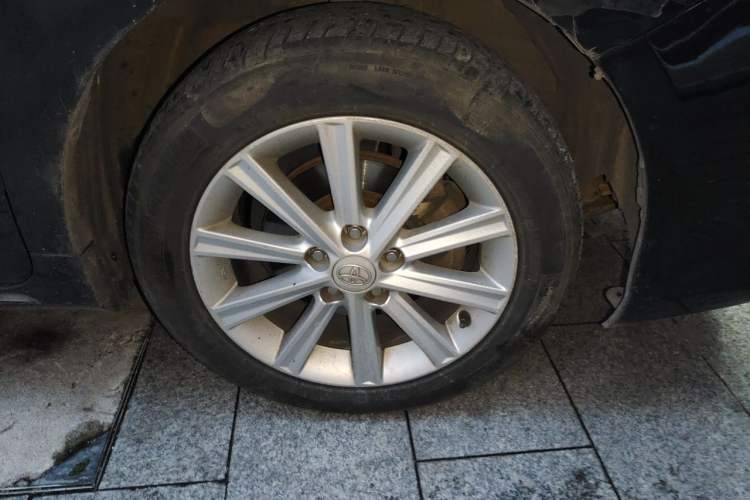 Used Toyota Camry 2012 2.5G Luxury Edition Right Front Wheel Hub