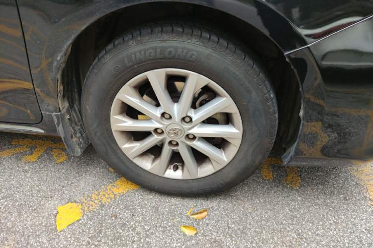 Used Toyota Camry 2012 2.5G Luxury Edition Right Front Wheel Hub