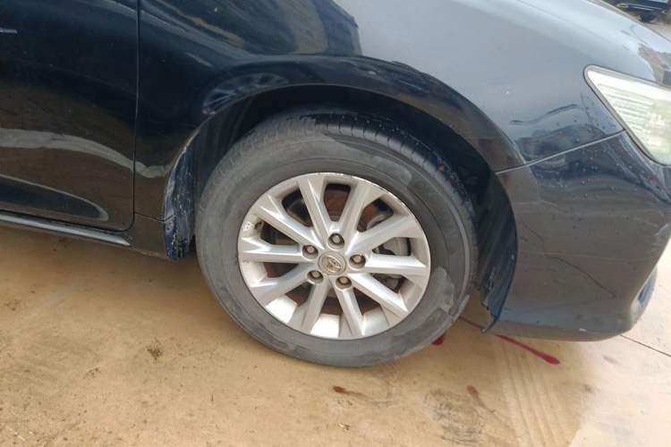 Used Toyota Camry 2012 2.0G Luxury Edition Right Front Wheel Hub