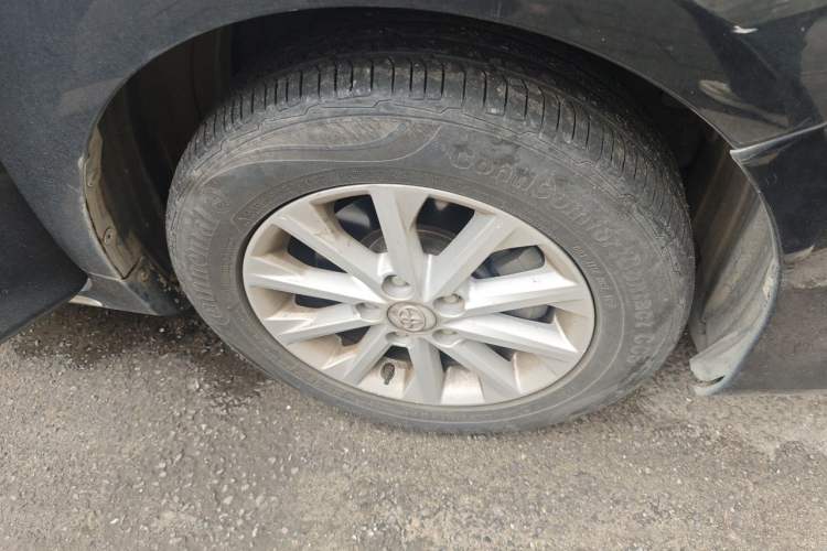 Used Toyota Camry 2012 2.5G Luxury Edition Right Front Wheel Hub