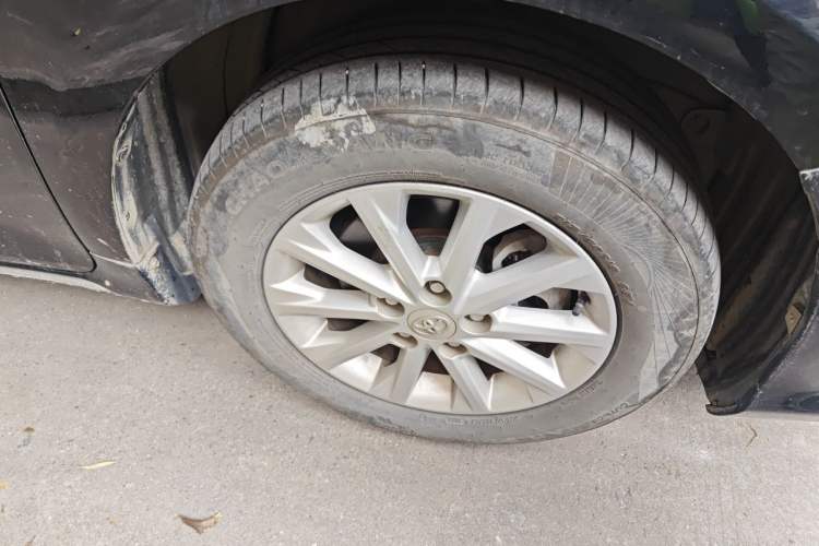 Used Toyota Camry 2012 2.5G Luxury Edition Right Front Wheel Hub