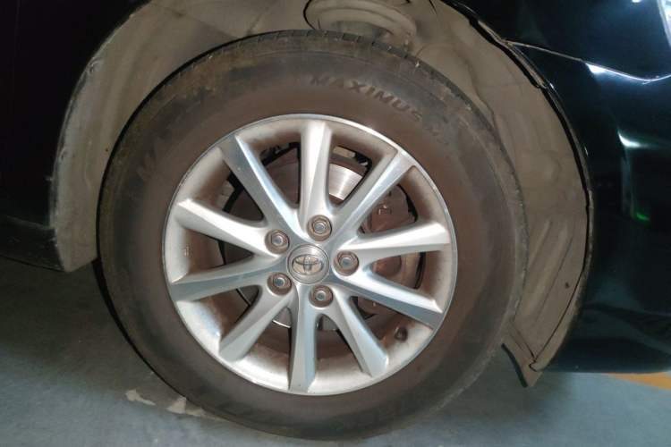 Used Toyota Camry 2012 200G Classic Luxury Edition Right Front Wheel Hub