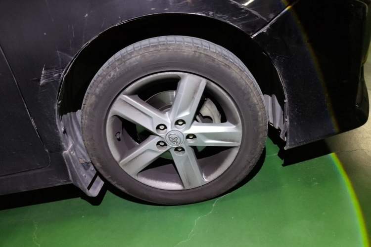 Used Toyota Camry 2012 Junrui 2.0S Radiant Edition Right Front Wheel Hub
