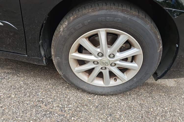 Used Toyota Camry 2012 200G Classic Luxury Edition Right Front Wheel Hub