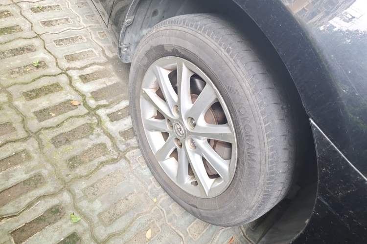 Used Toyota Camry 2012 200G Classic Luxury Edition Right Front Wheel Hub