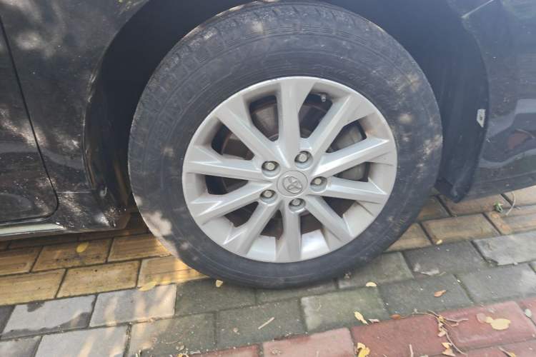 Used Toyota Camry 2012 2.0G Luxury Edition Right Front Wheel Hub