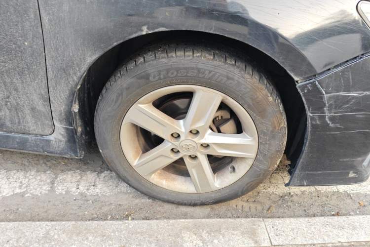 Used Toyota Camry 2012 Junrui 2.0S Radiant Edition Right Front Wheel Hub