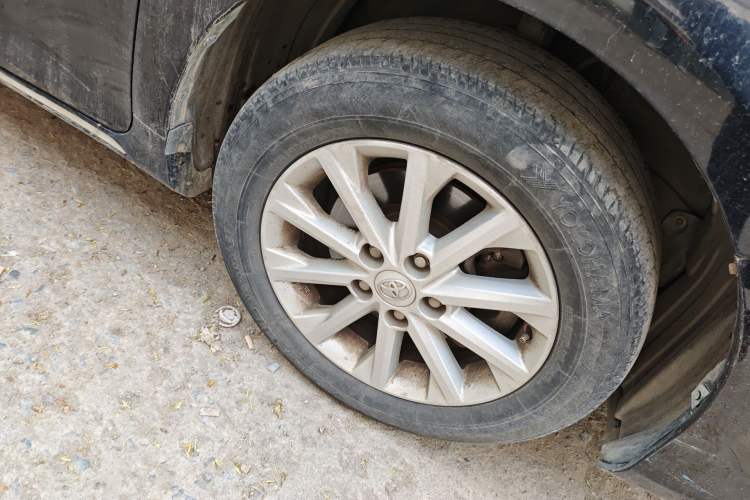 Used Toyota Camry 2012 2.0G Luxury Edition Right Front Wheel Hub