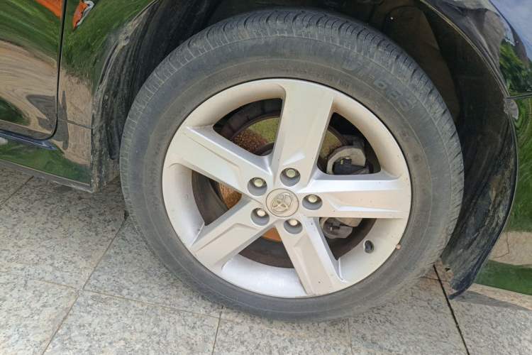 Used Toyota Camry 2012 Junrui 2.0S Radiant Edition Right Front Wheel Hub