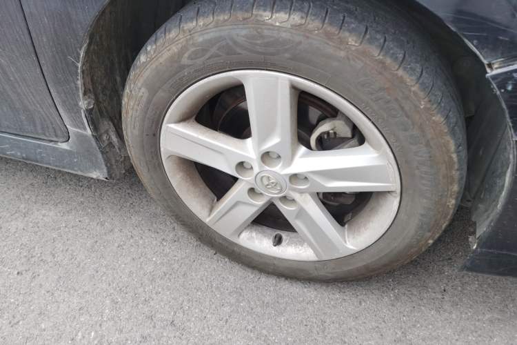Used Toyota Camry 2012 Junrui 2.0S Radiant Edition Right Front Wheel Hub