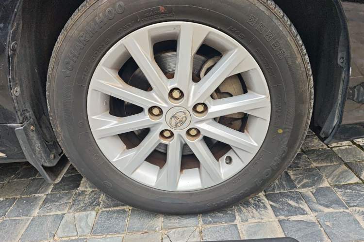 Used Toyota Camry 2012 2.0G Luxury Edition Right Front Wheel Hub