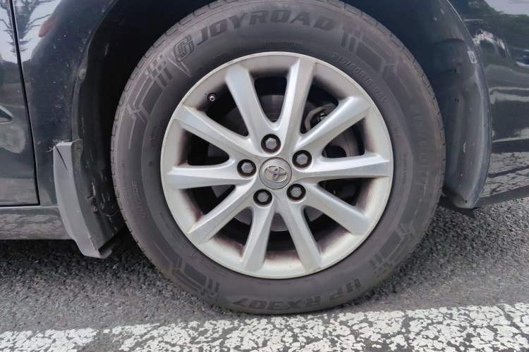 Used Toyota Camry 2012 200G Classic Luxury Edition Right Front Wheel Hub