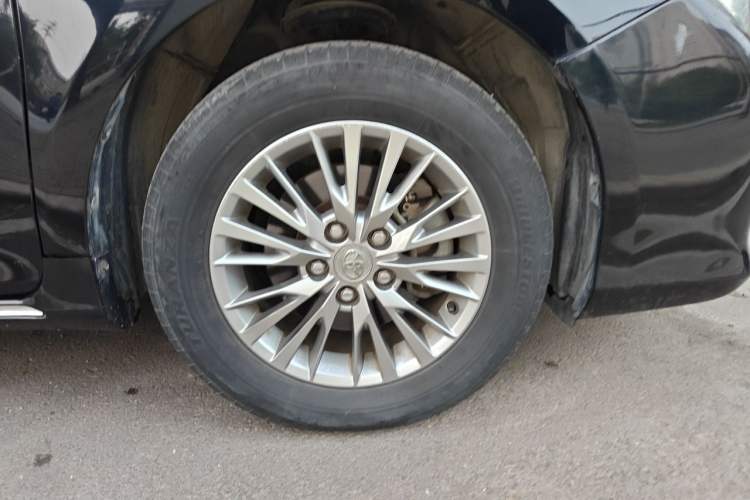 Used Toyota Camry 2012 2.0G Luxury Edition Right Front Wheel Hub