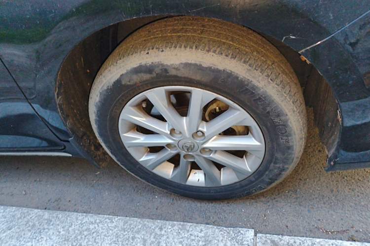 Used Toyota Camry 2012 2.0G Luxury Edition Right Front Wheel Hub