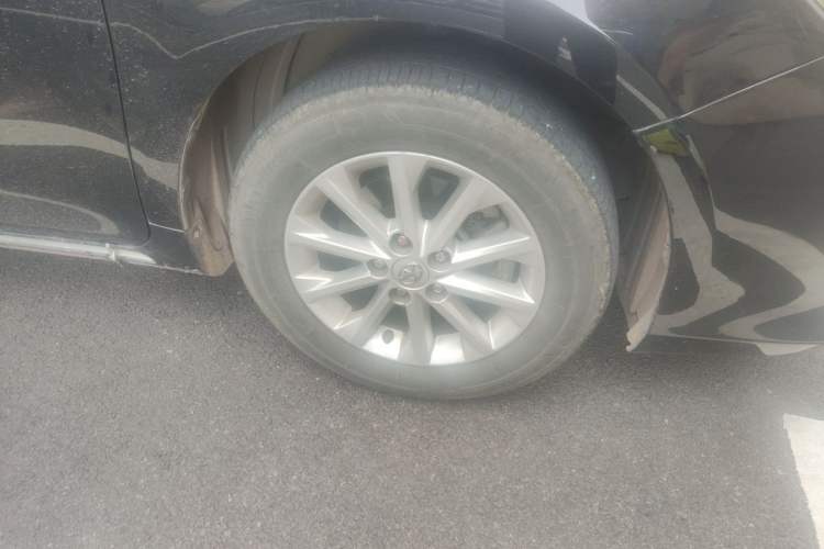 Used Toyota Camry 2012 2.5G Luxury Edition Right Front Wheel Hub