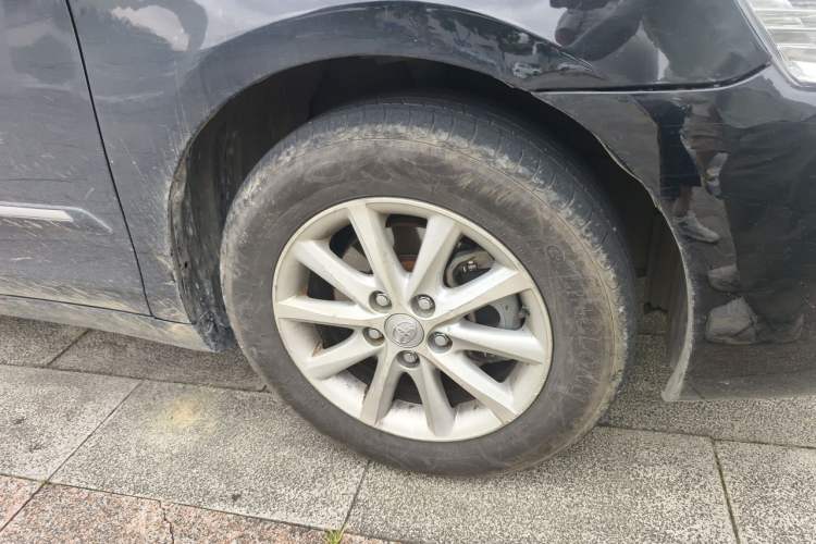 Used Toyota Camry 2012 200G Classic Luxury Edition Right Front Wheel Hub