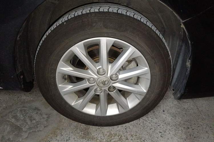 Used Toyota Camry 2012 Luxurious Edition 2.5HG Zunrui Right Front Wheel Hub