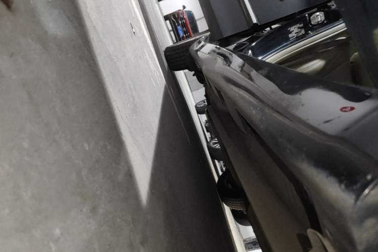 Used Toyota Camry 2012 200E Classic Elite Edition Right Side Sill