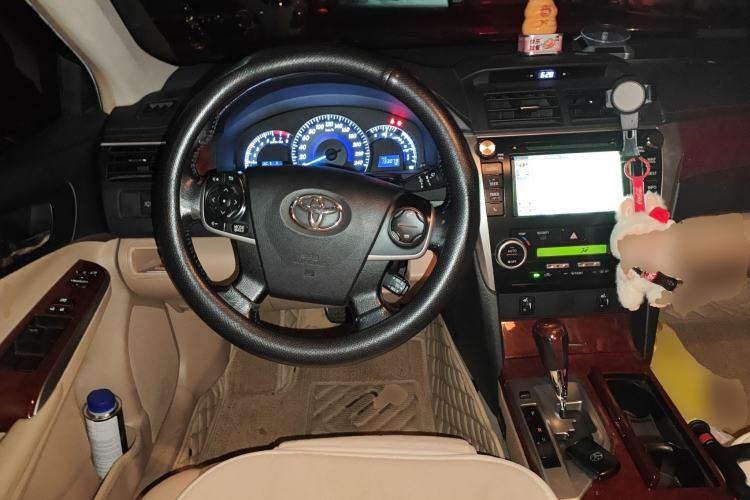 Used Toyota Camry 2012 2.5G Luxury Edition Steering Wheel