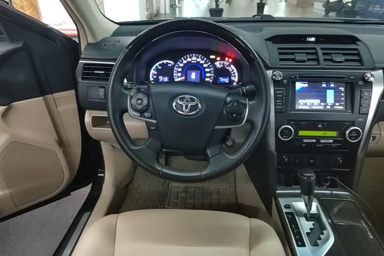 Used Toyota Camry 2012 Luxurious Edition 2.5HG Zunrui Steering Wheel