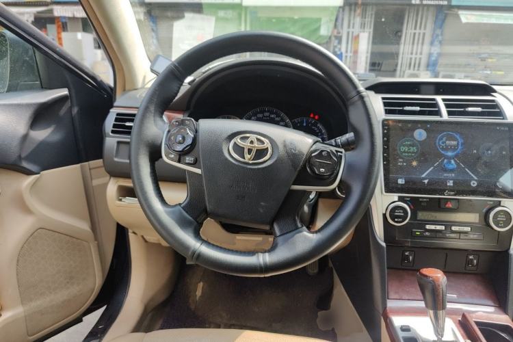 Used Toyota Camry 2012 2.0G Luxury Edition Steering Wheel